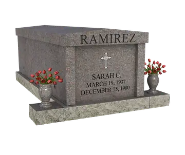 Single mausoleums & crypts